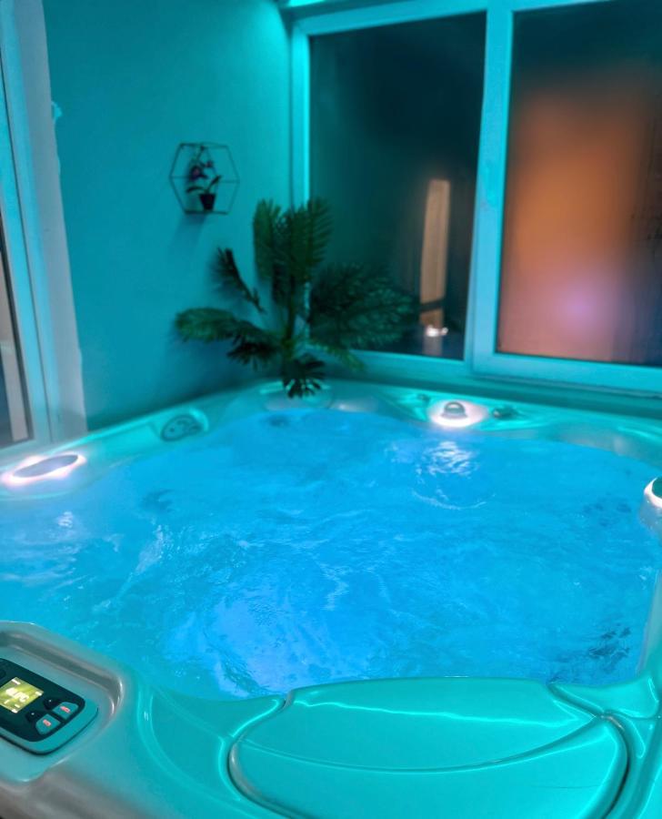 Luxor - Jacuzzi&Cozy Apartments Sybin Zewnętrze zdjęcie