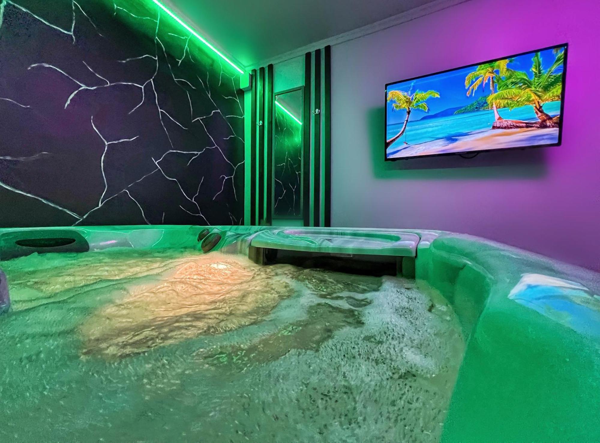 Luxor - Jacuzzi&Cozy Apartments Sybin Zewnętrze zdjęcie